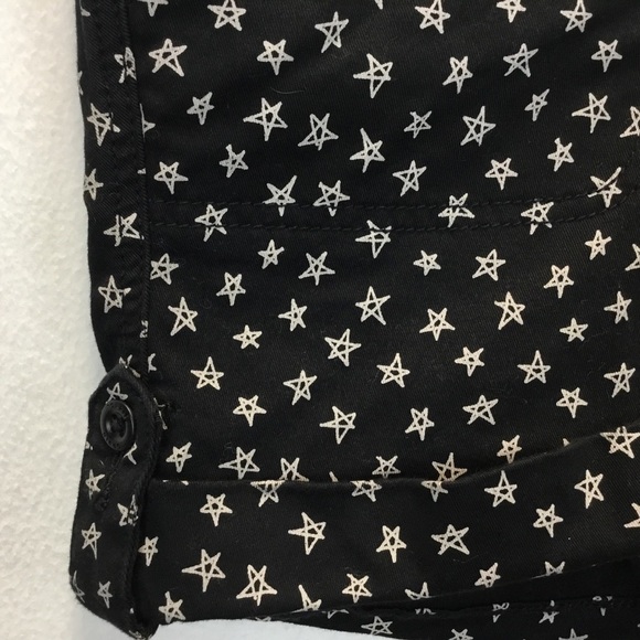 Torrid Star Print Twill Military Short - Picture 6 of 10